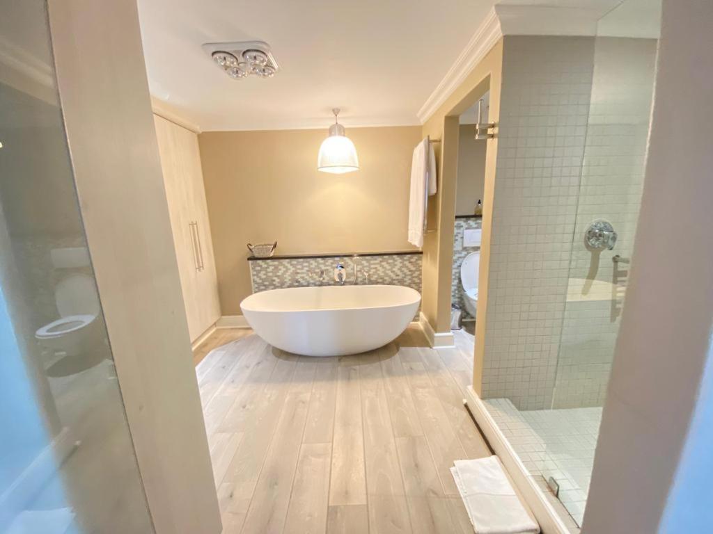 Loddey'S Self Catering Apartments - By Beach Collection Strand Ngoại thất bức ảnh